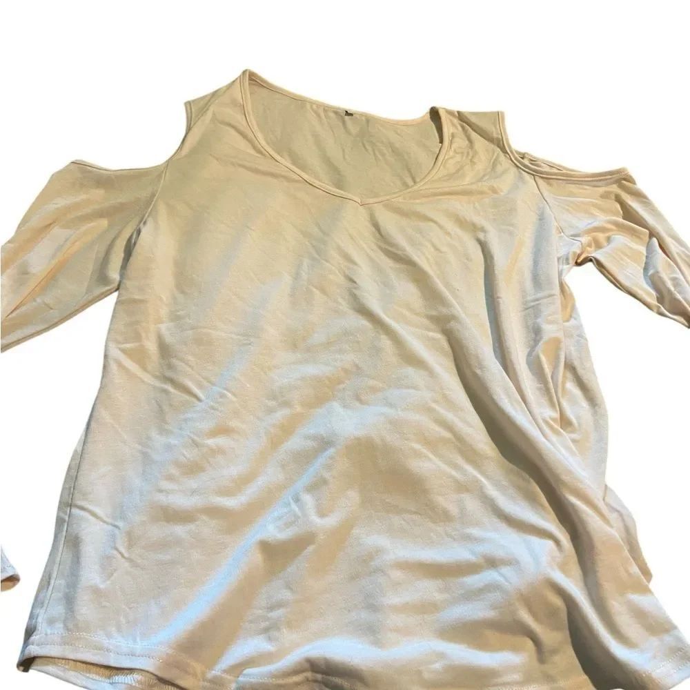 Kim Roger’s size XL top excellent condition shoulders are out great style